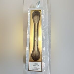 Vince Camuto luxury beauty collection, Duo Face Brush with Gold Accents